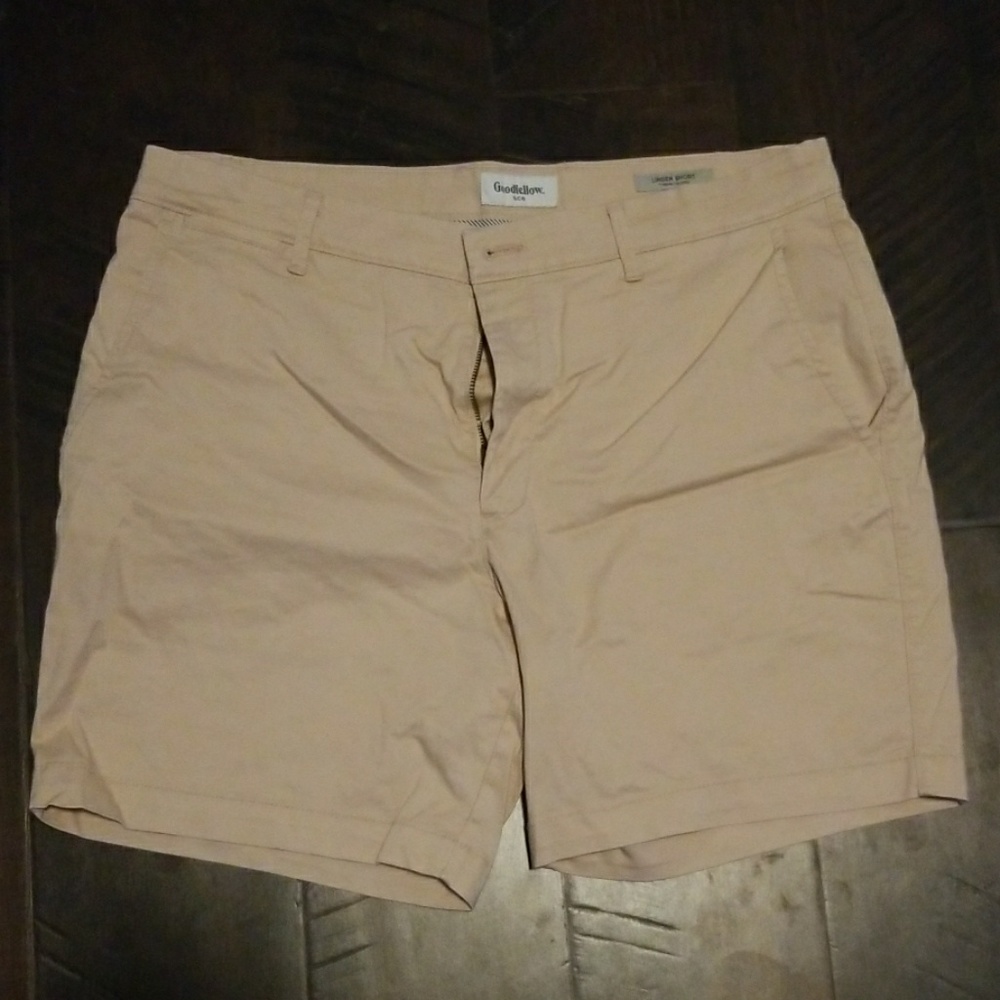 Men's Flat Front Khaki Shorts 34